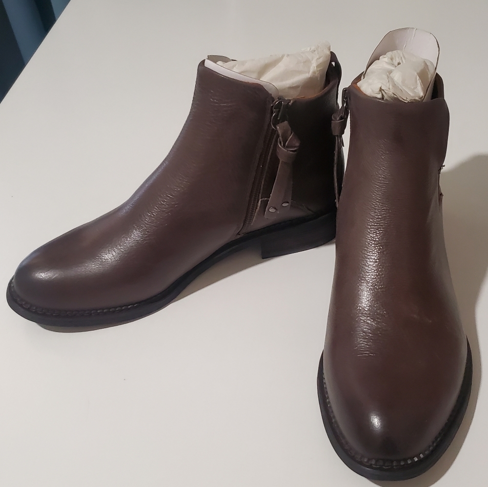 Franco Sarto Brown Gray Hyla Bootie Size 7.5M (NEW)